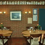 韦斯特库格兰德–古特酒店 酒店 3*