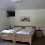 韦斯特库格兰德–古特酒店 3*