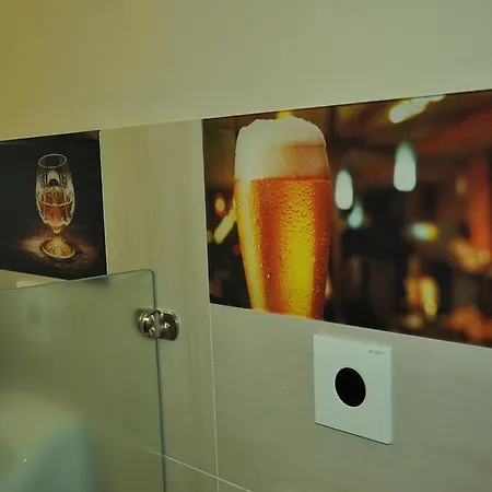 Land-gut-hotel Westerkrug Отель Wanderup