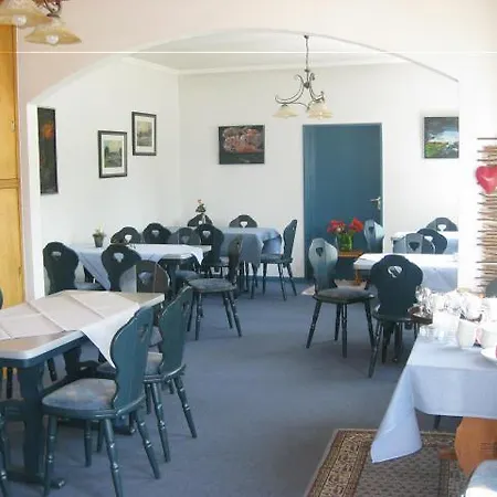 Land-gut-hotel Westerkrug Отель Wanderup
