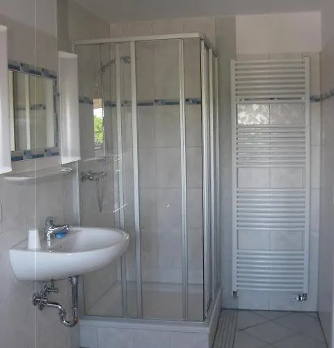 韦斯特库格兰德–古特酒店 3*